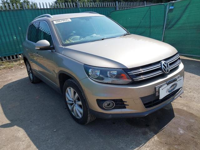 2015 VOLKSWAGEN TIGUAN MAT