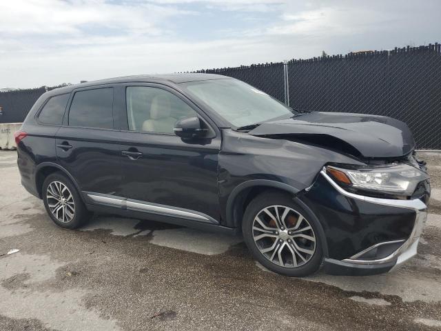  MITSUBISHI OUTLANDER 2018 Черный