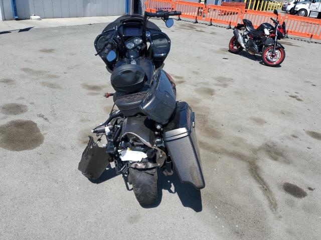  HARLEY-DAVIDSON FL 2020 Черный