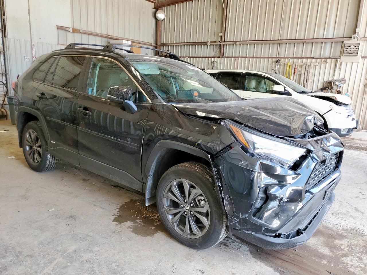 TOYOTA RAV4 2023 VIN 4T3B6RFV1PU119857 photo 4
