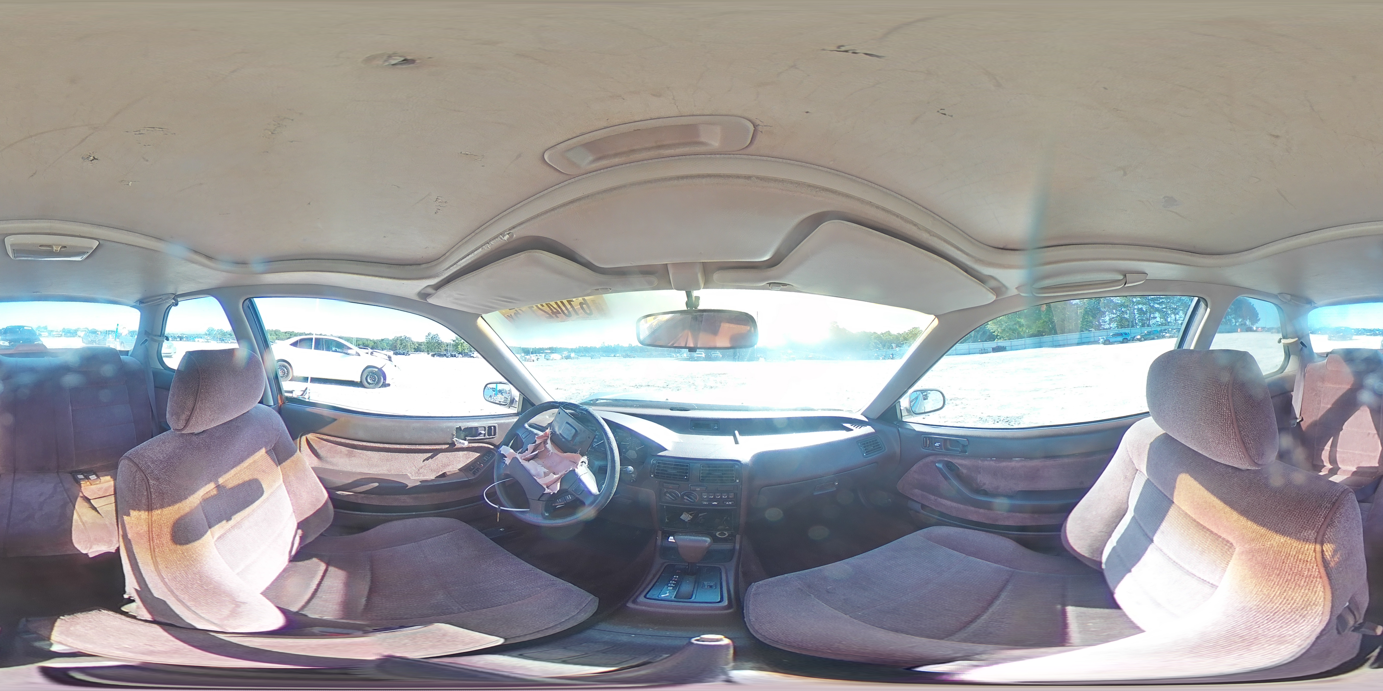 1992 Honda Accord Ex VIN: 1HGCB7274NA038456 Lot: 61042175