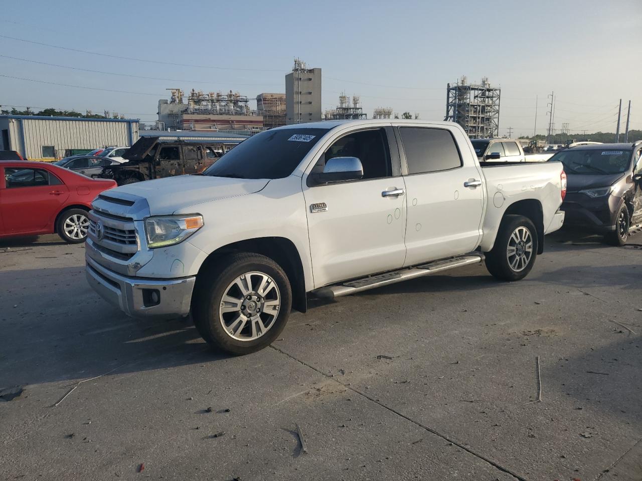 2014 Toyota Tundra Crewmax Platinum на продаже в New Orleans, LA - Side