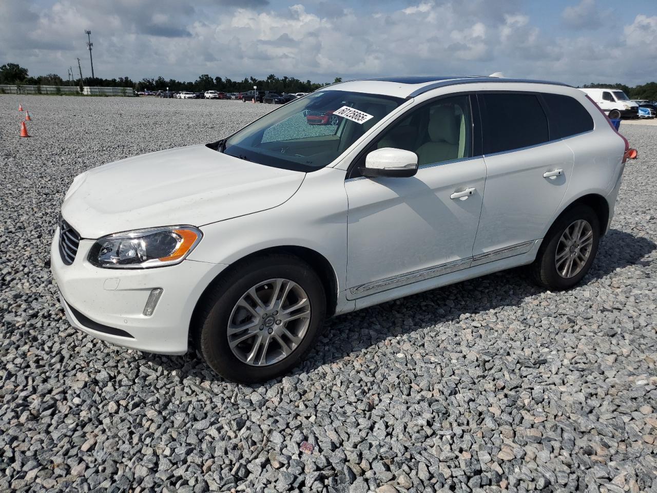 Arcadia, FL에서 판매 중인 2016 Volvo Xc60 T5 Platinum - Front End