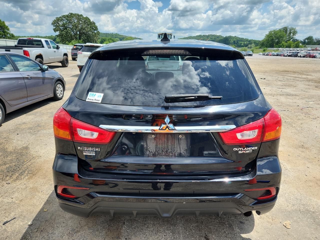 2018 Mitsubishi Outlander Sport Es VIN: JA4AP3AU8JU016387 Lot: 62719825