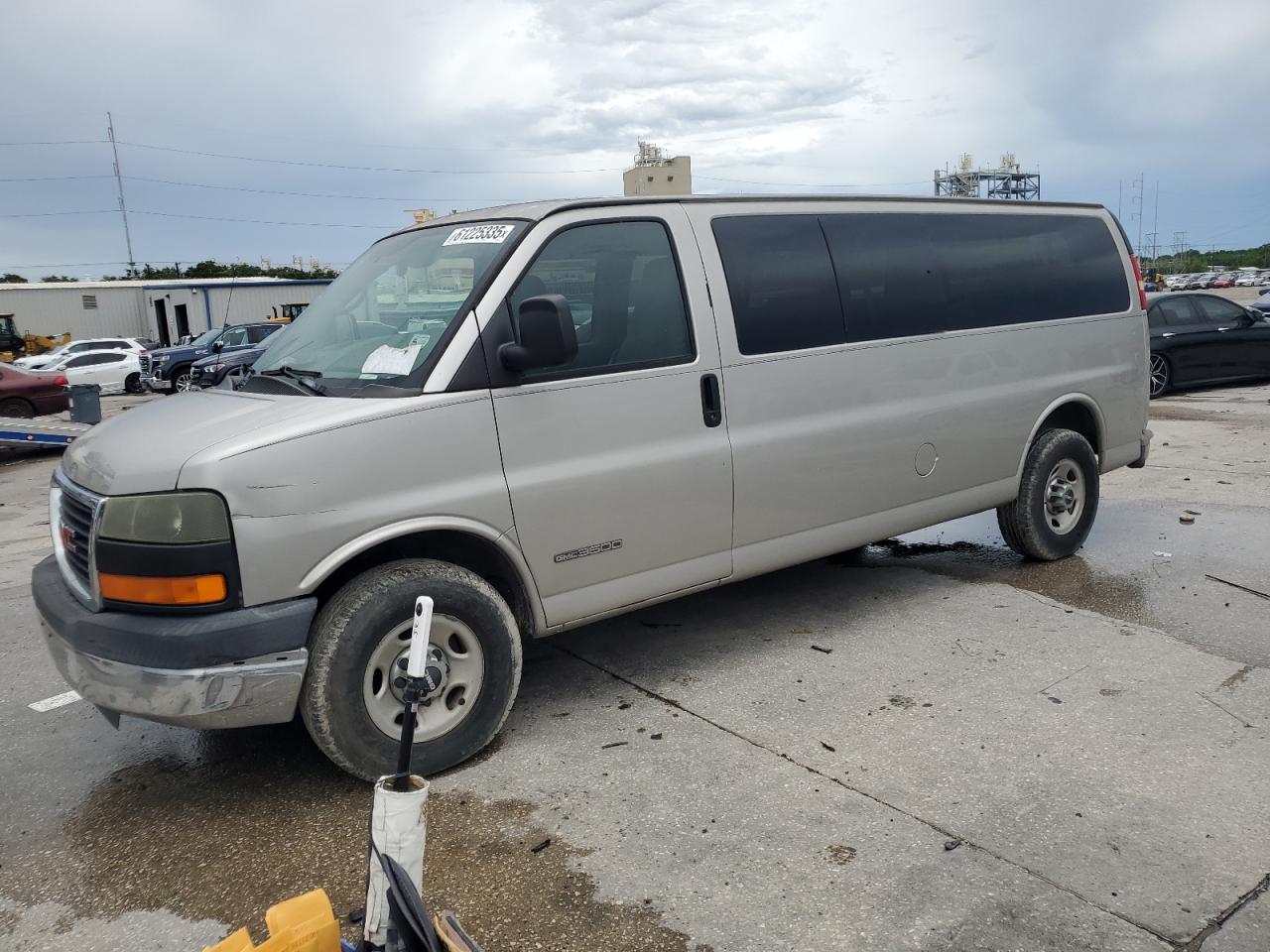 2006 Gmc Savana G3500 продається в New Orleans, LA - Side