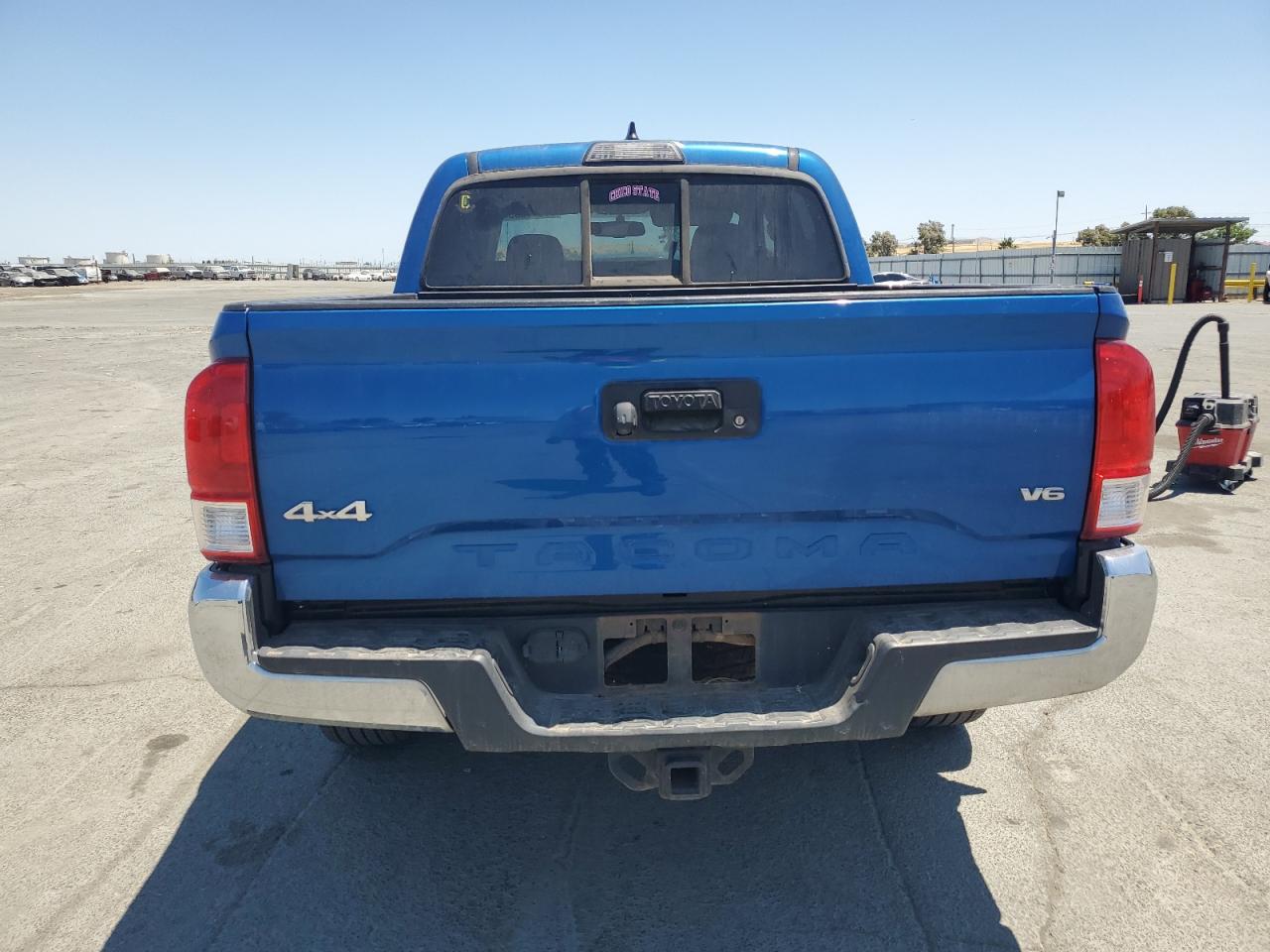 2017 Toyota Tacoma Double Cab VIN: 3TMCZ5AN0HM063473 Lot: 63247595