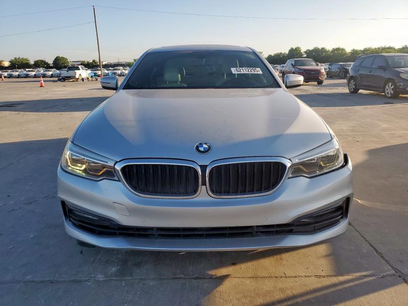  BMW 5 SERIES 2017 Серебристый