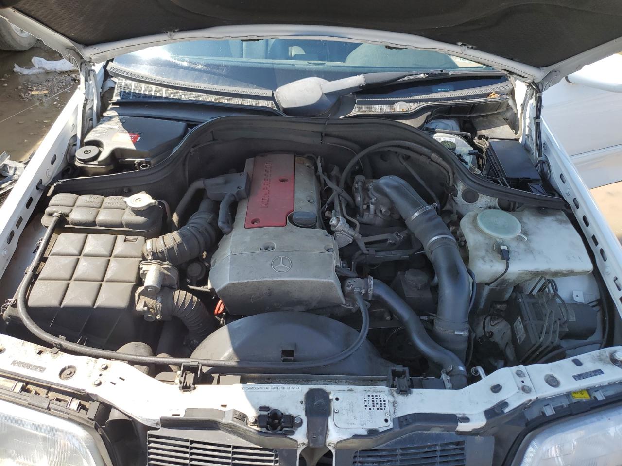 1999 Mercedes-Benz C 230 VIN: WDBHA24G3XA757741 Lot: 62602045