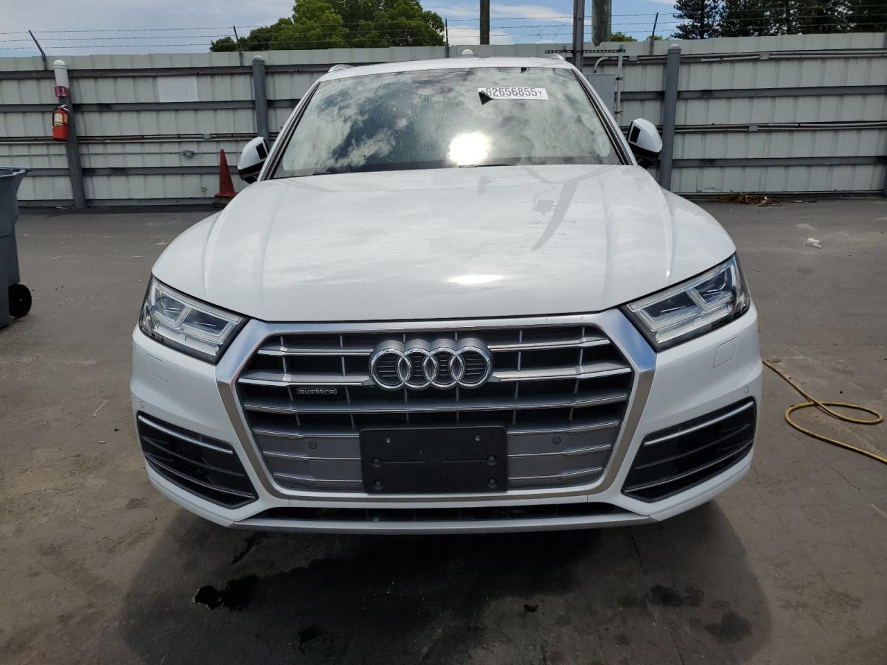 AUDI Q5 2019 VIN WA1BNAFY8K2120000 zdjęcie 5