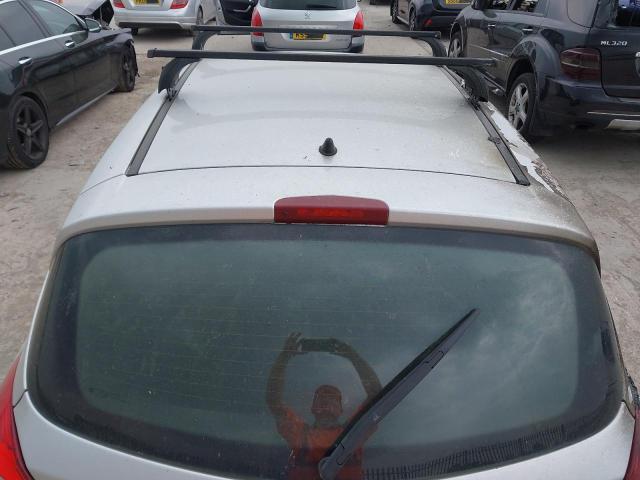 2011 VAUXHALL CORSA SE