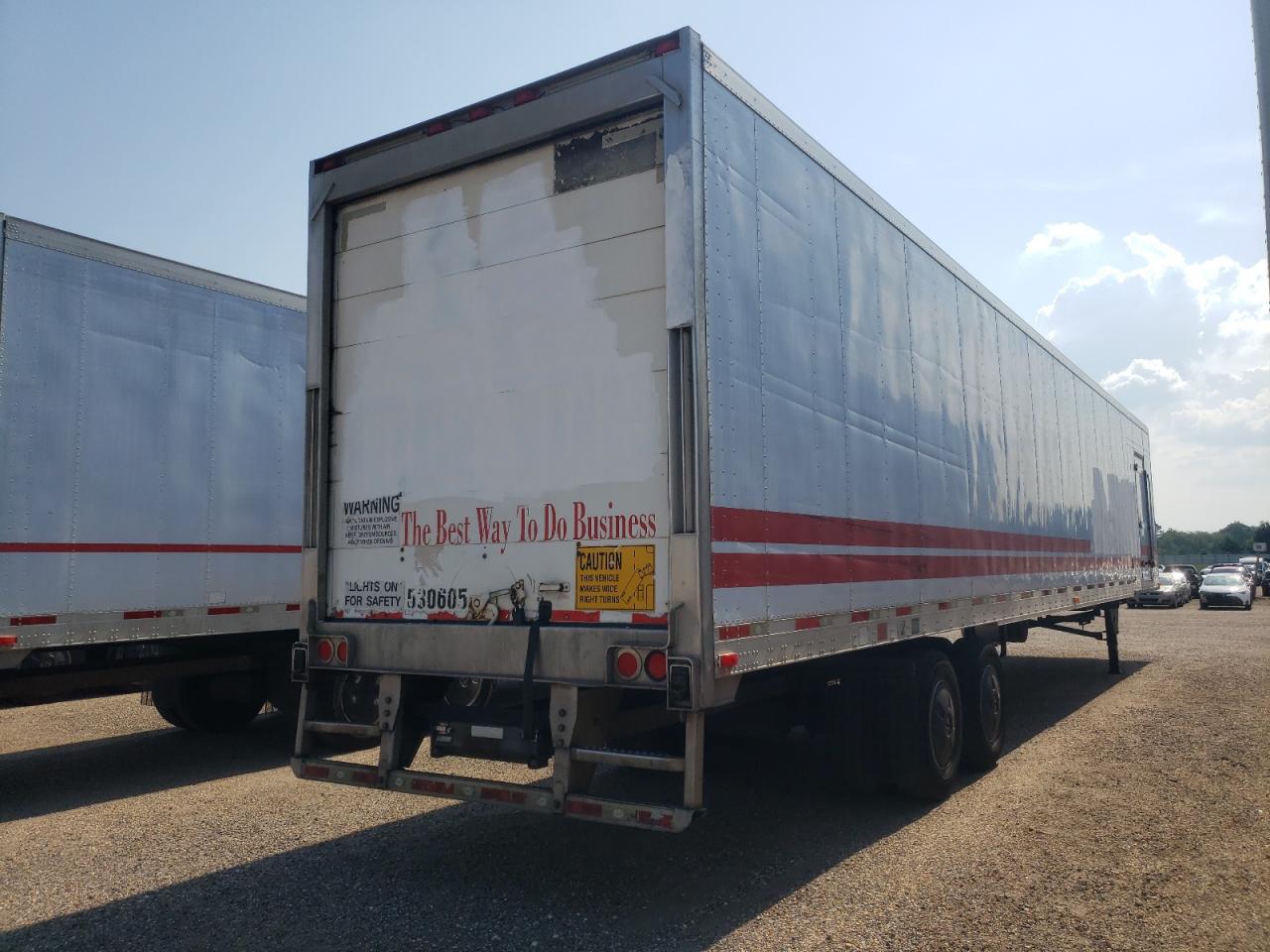 UTILITY ALL Models 2008 VIN 1UYVS25368M323828 photo 4