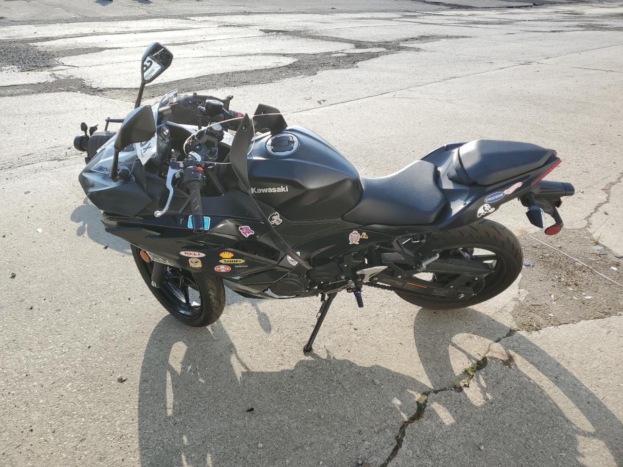 KAWASAKI NINJA 500 2024 VIN ML5EXGG15RDA05206 фото 3