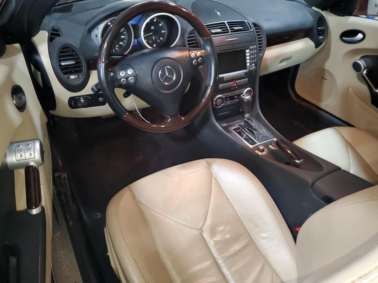2005 Mercedes-Benz Slk 350 VIN: WDBWK56F15F040653 Lot: 61600165