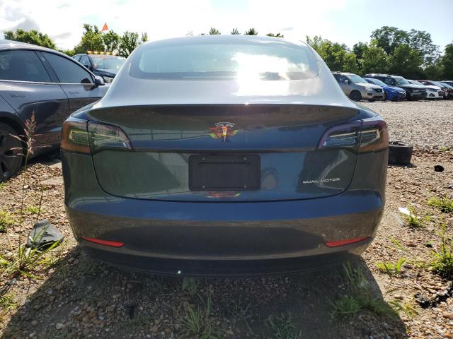  TESLA MODEL 3 2020 Серый