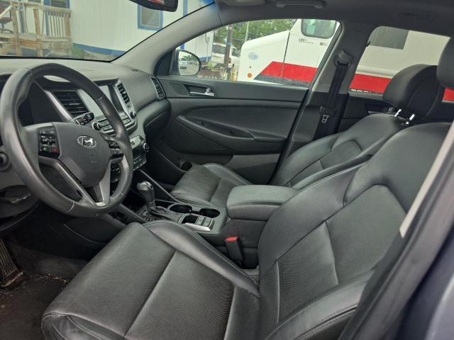 Parquets HYUNDAI TUCSON 2016 Szary