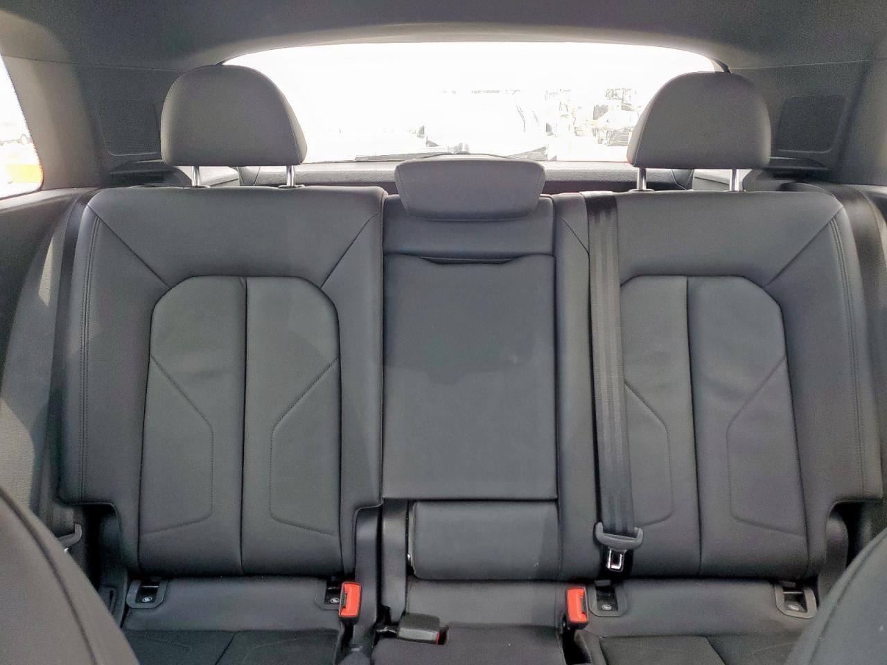 2020 Audi Q3 Premium S Line VIN: WA1DECF38L1057660 Lot: 62148085