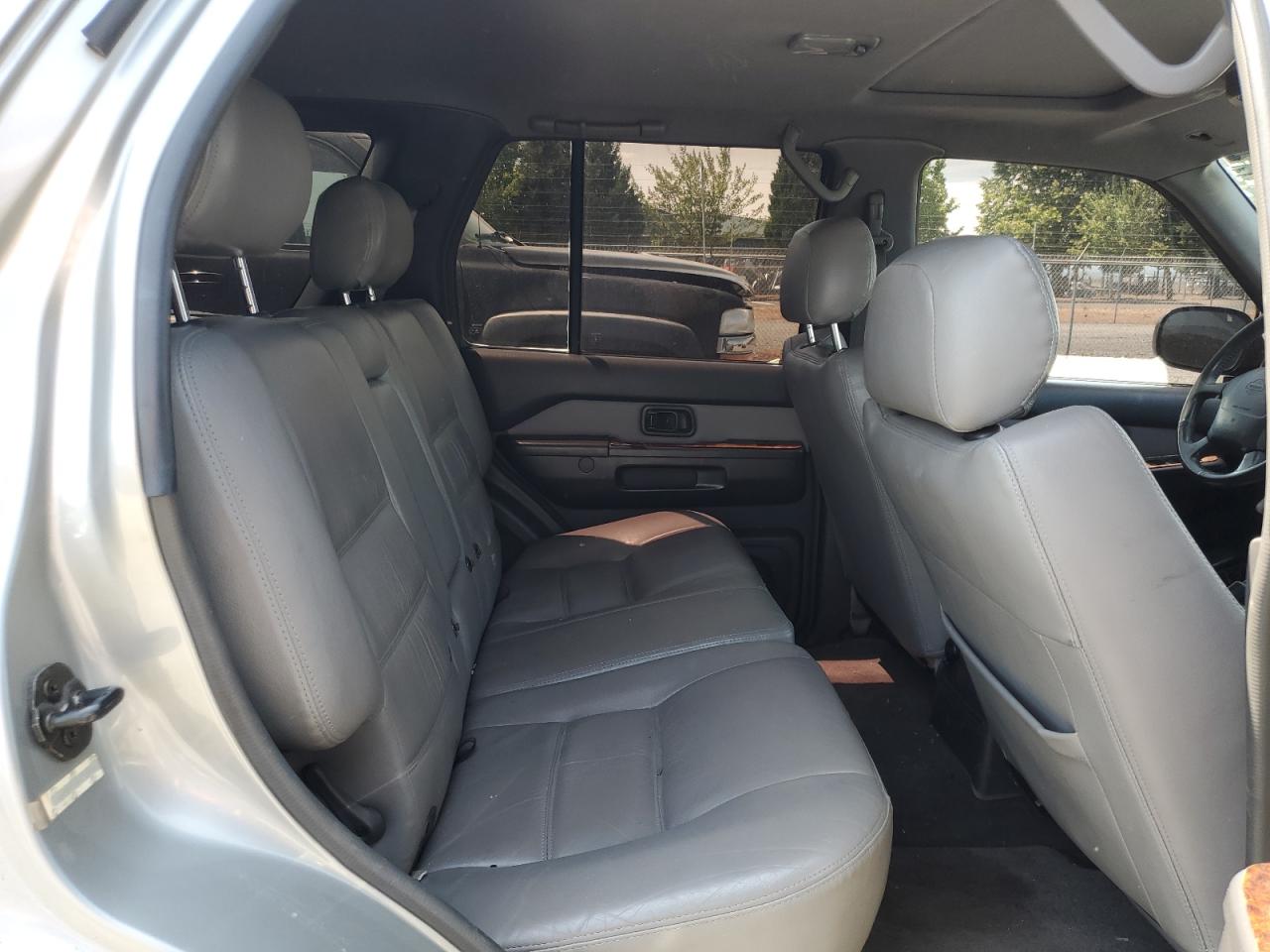 1998 Nissan Pathfinder Le VIN: JN8AR05Y2WW222588 Lot: 60874565