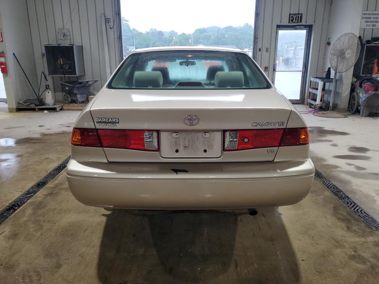 2000 Toyota Camry Le VIN: 4T1BF22KXYU938380 Lot: 60046435