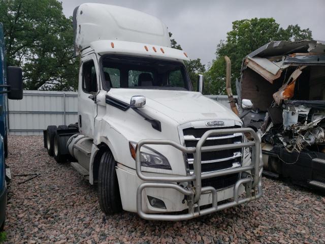 2020 Freightliner Cascadia 126 Semi Truck