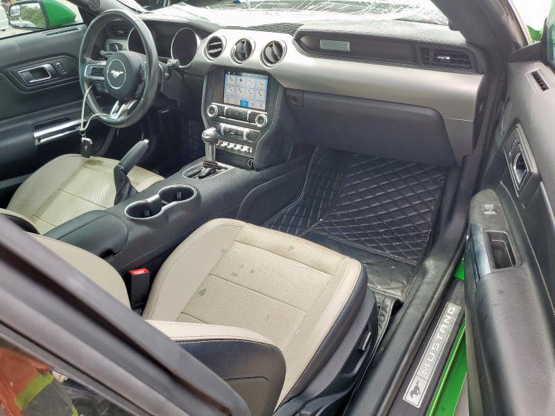  FORD MUSTANG 2019 Zielony
