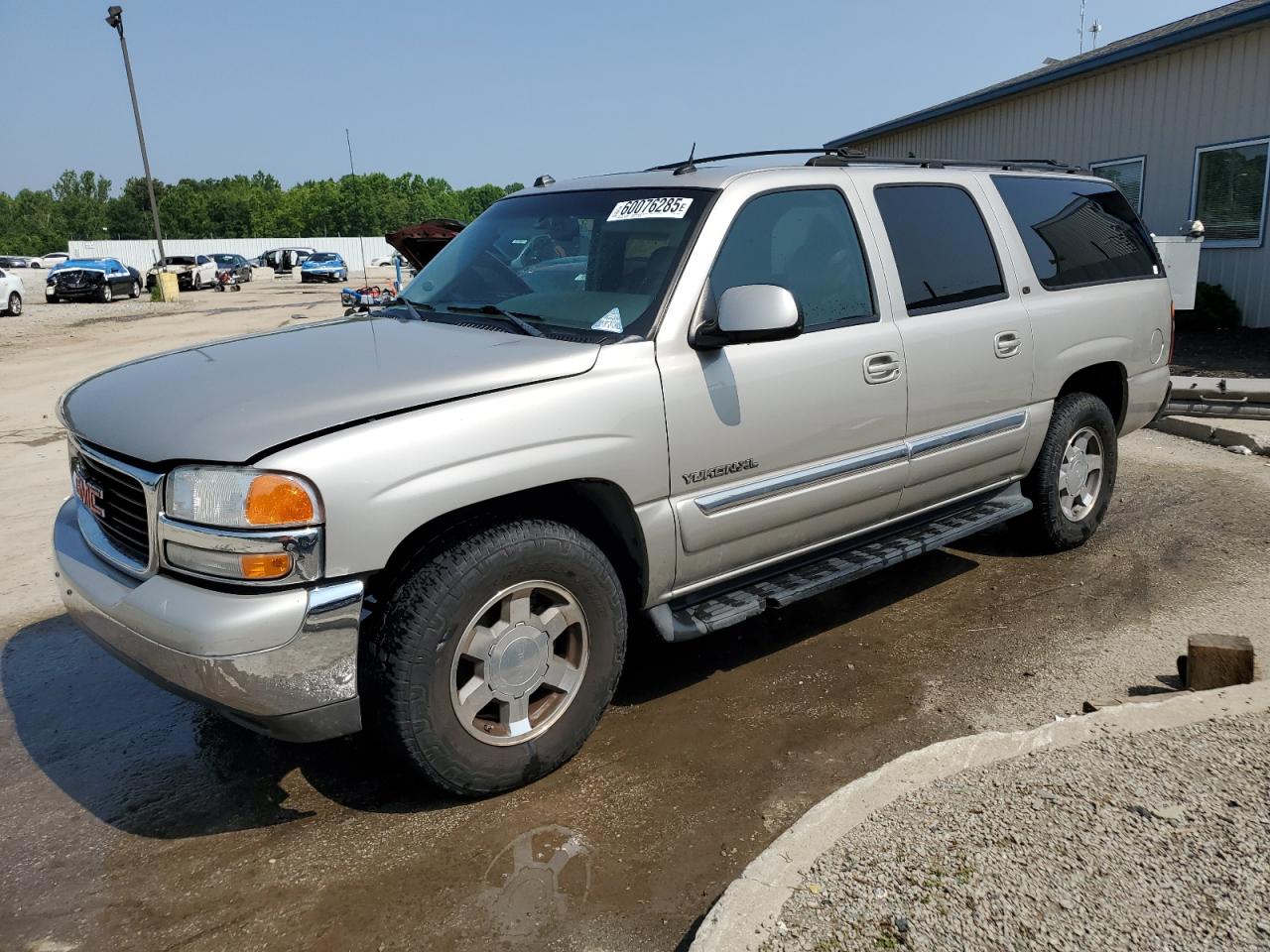 2005 Gmc Yukon Xl C1500 for Sale in Louisville, KY - Front End