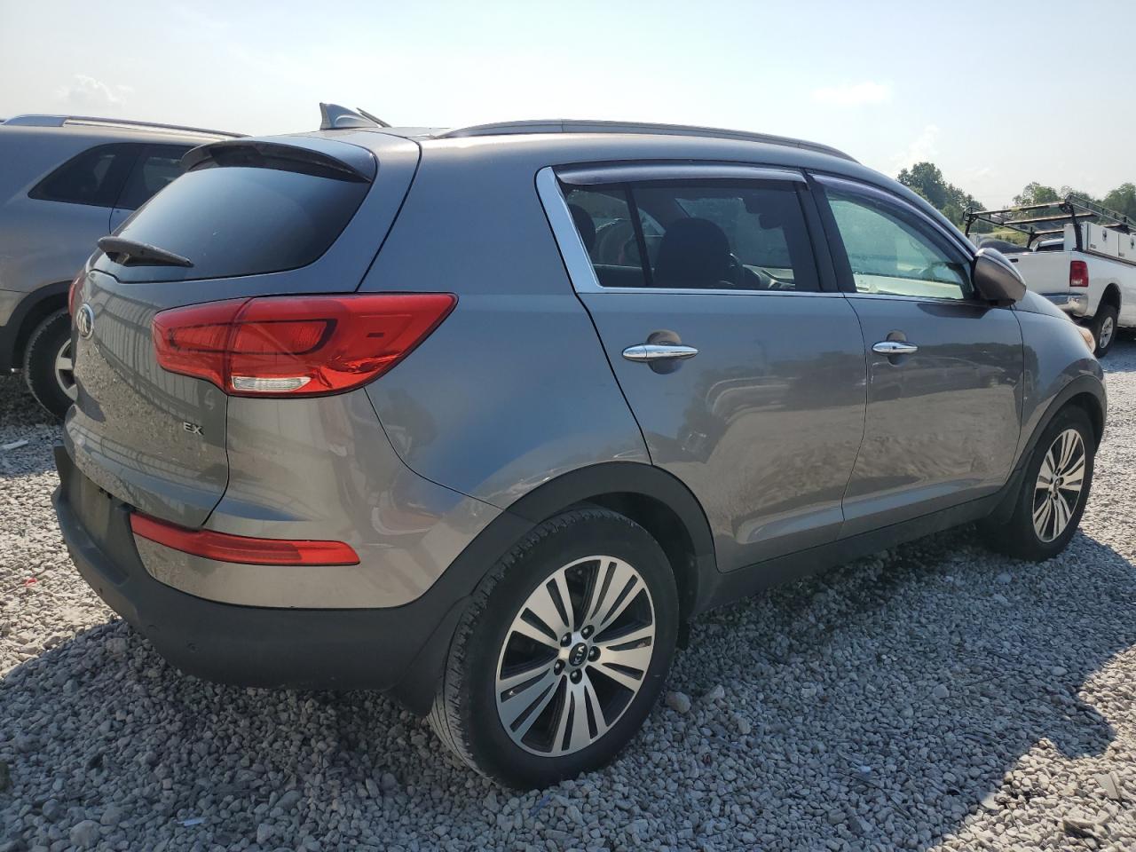 KIA SPORTAGE 2016 VIN KNDPC3AC9G7875997 фото 3