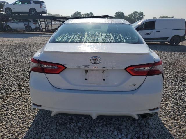  TOYOTA CAMRY 2018 White