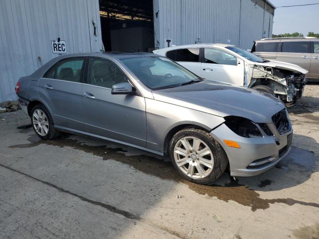  MERCEDES-BENZ E-CLASS 2013 Srebrny