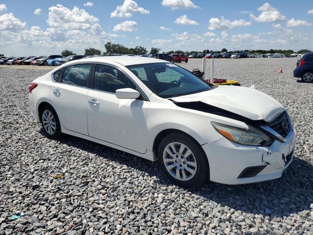  NISSAN ALTIMA 2017 White