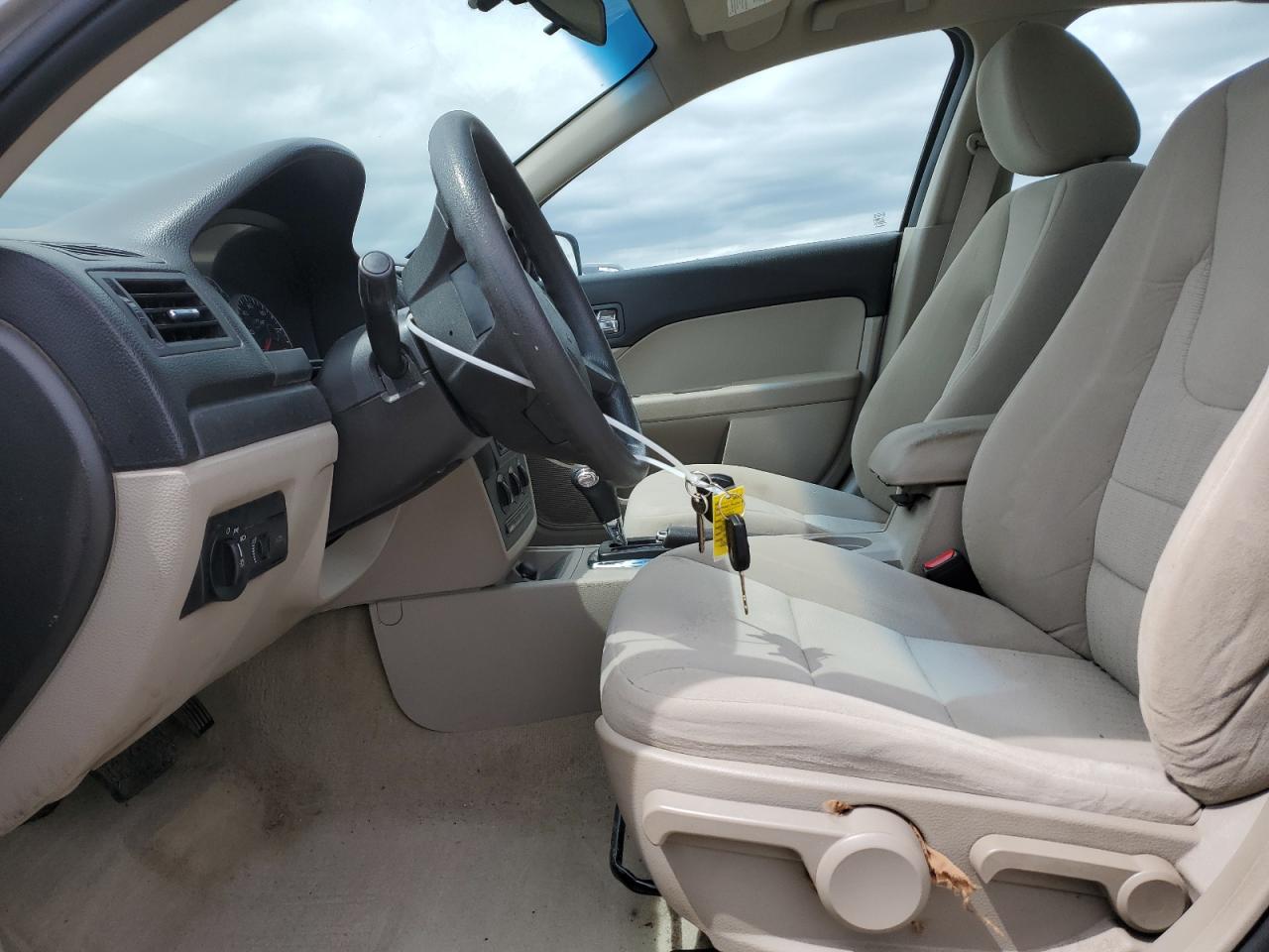 2009 Ford Fusion S VIN: 3FAHP06Z19R219735 Lot: 60715465