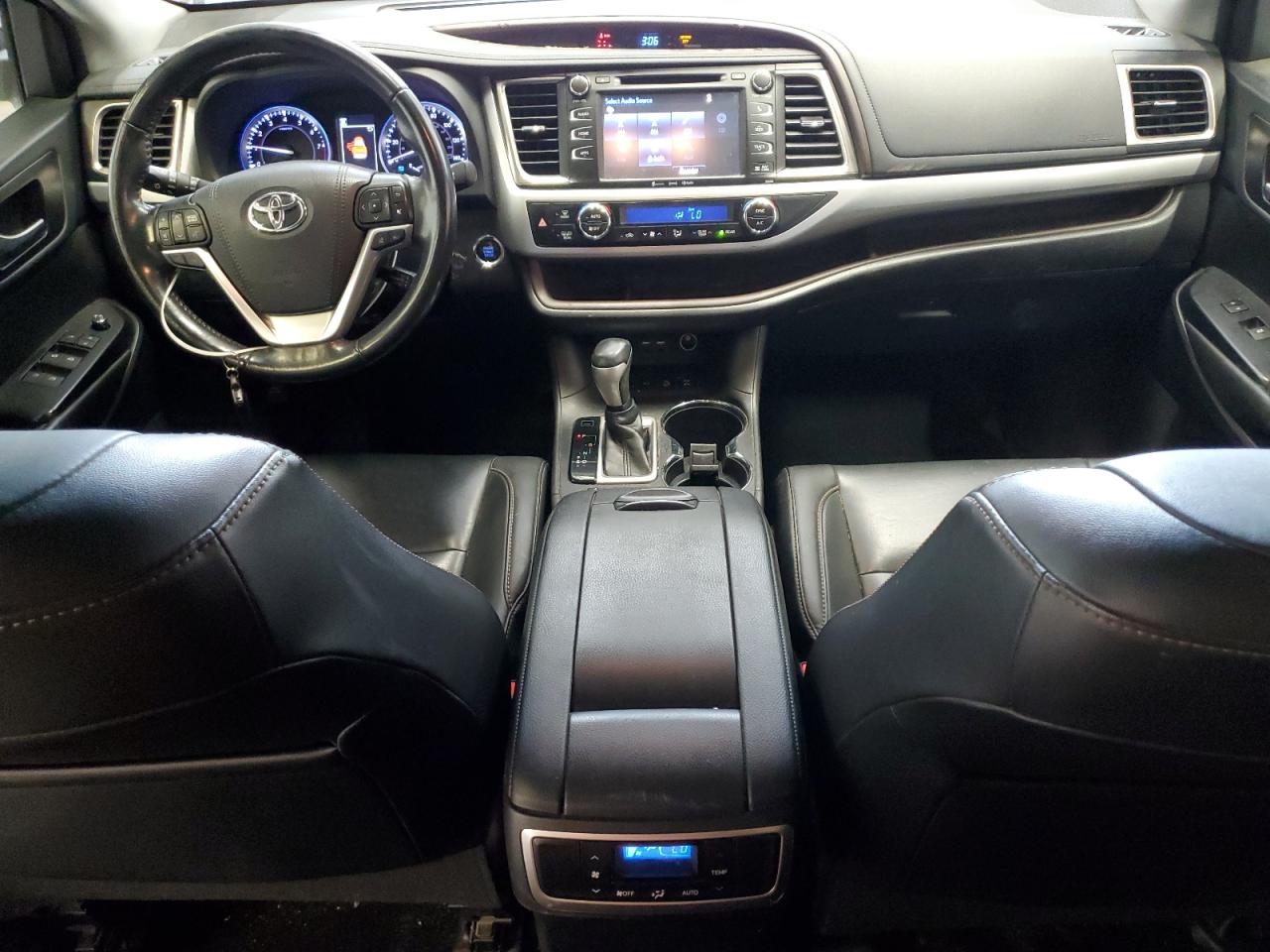 2019 Toyota Highlander Se VIN: 5TDJZRFH0KS985377 Lot: 60721915