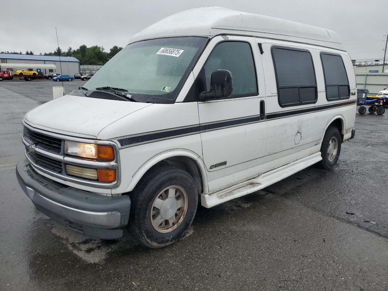 Pennsburg, PA에서 판매 중인 1998 Chevrolet Express G1500 - Minor Dent/Scratches