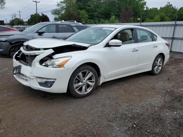 Sedans NISSAN ALTIMA 2015 Biały