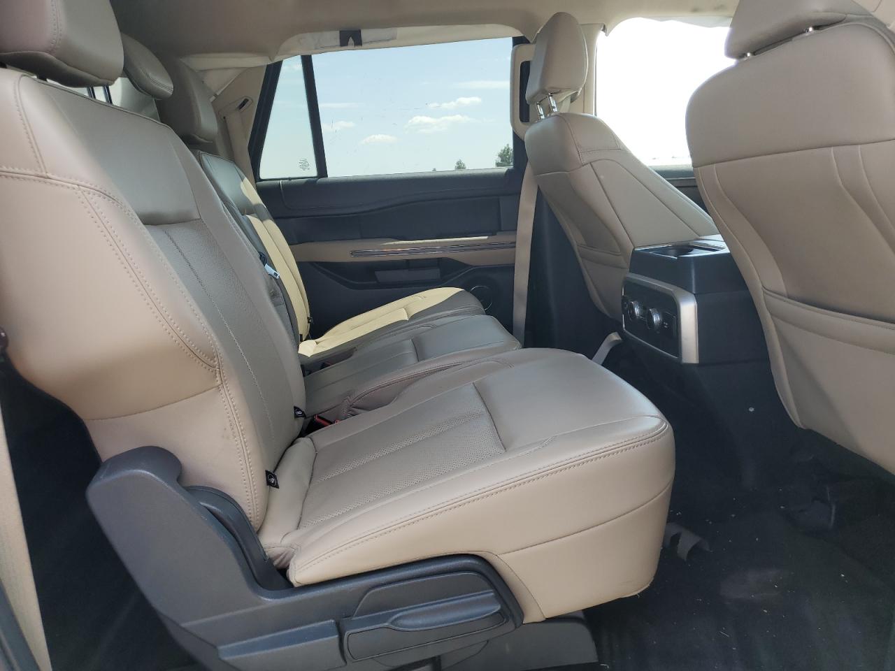 2023 Ford Expedition Max Xlt VIN: 1FMJK1J86PEA16477 Lot: 62667025
