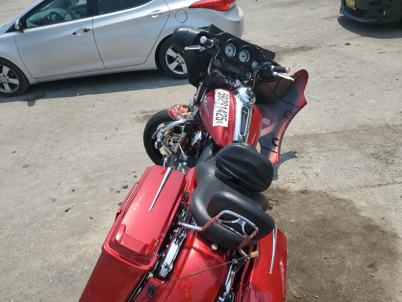 2013 Harley-Davidson Flhx Street Glide VIN: 1HD1KBM15DB661156 Lot: 59291425