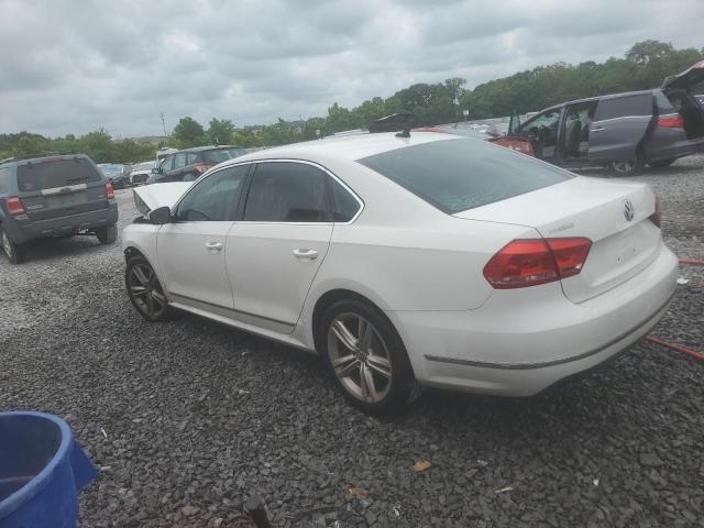  VOLKSWAGEN PASSAT 2015 Білий