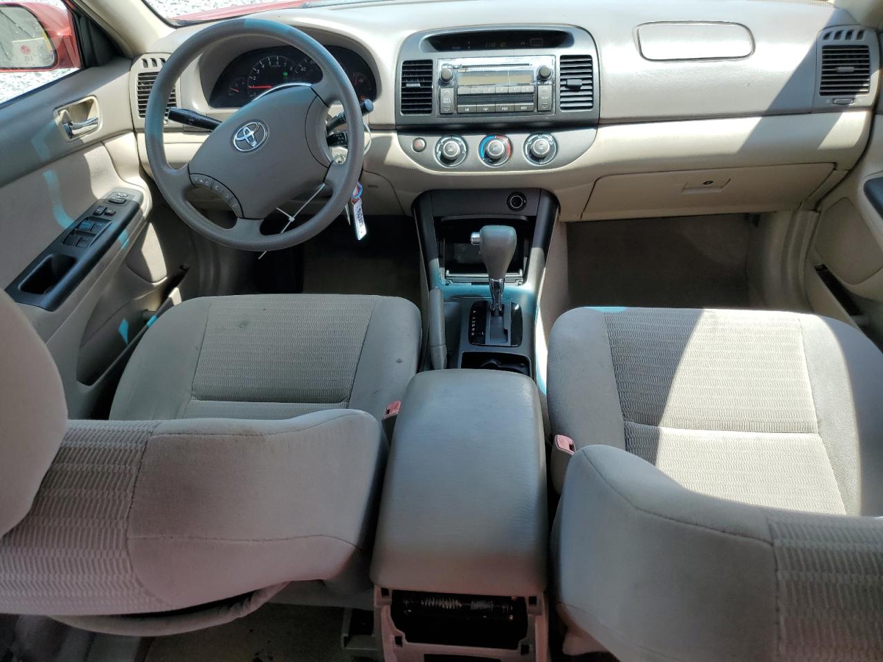 2005 Toyota Camry Le VIN: 4T1BE32KX5U077562 Lot: 62060625