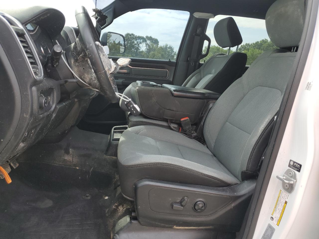 2021 Ram 1500 Big Horn/Lone Star VIN: 1C6RREMTXMN812565 Lot: 62702025