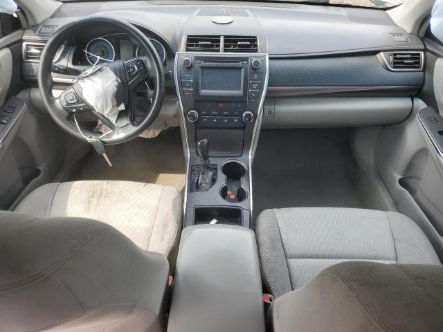 Седани TOYOTA CAMRY 2016 Сріблястий