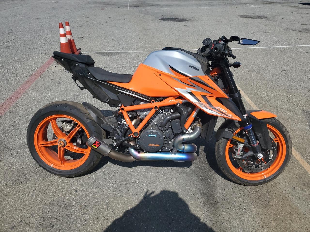 VBKV39407NM952570 KTM MOTORCYCLE Photo 1