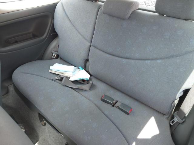 2002 TOYOTA YARIS GS