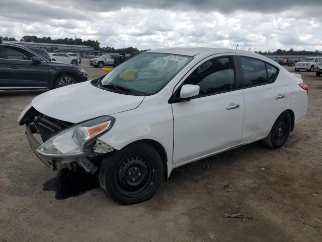  NISSAN VERSA 2017 Biały