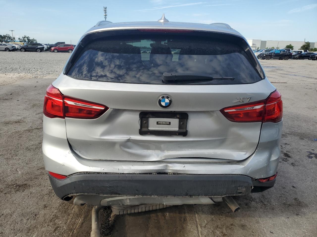 2018 BMW X1 xDrive28I VIN: WBXHT3C32J5F90553 Lot: 62759765