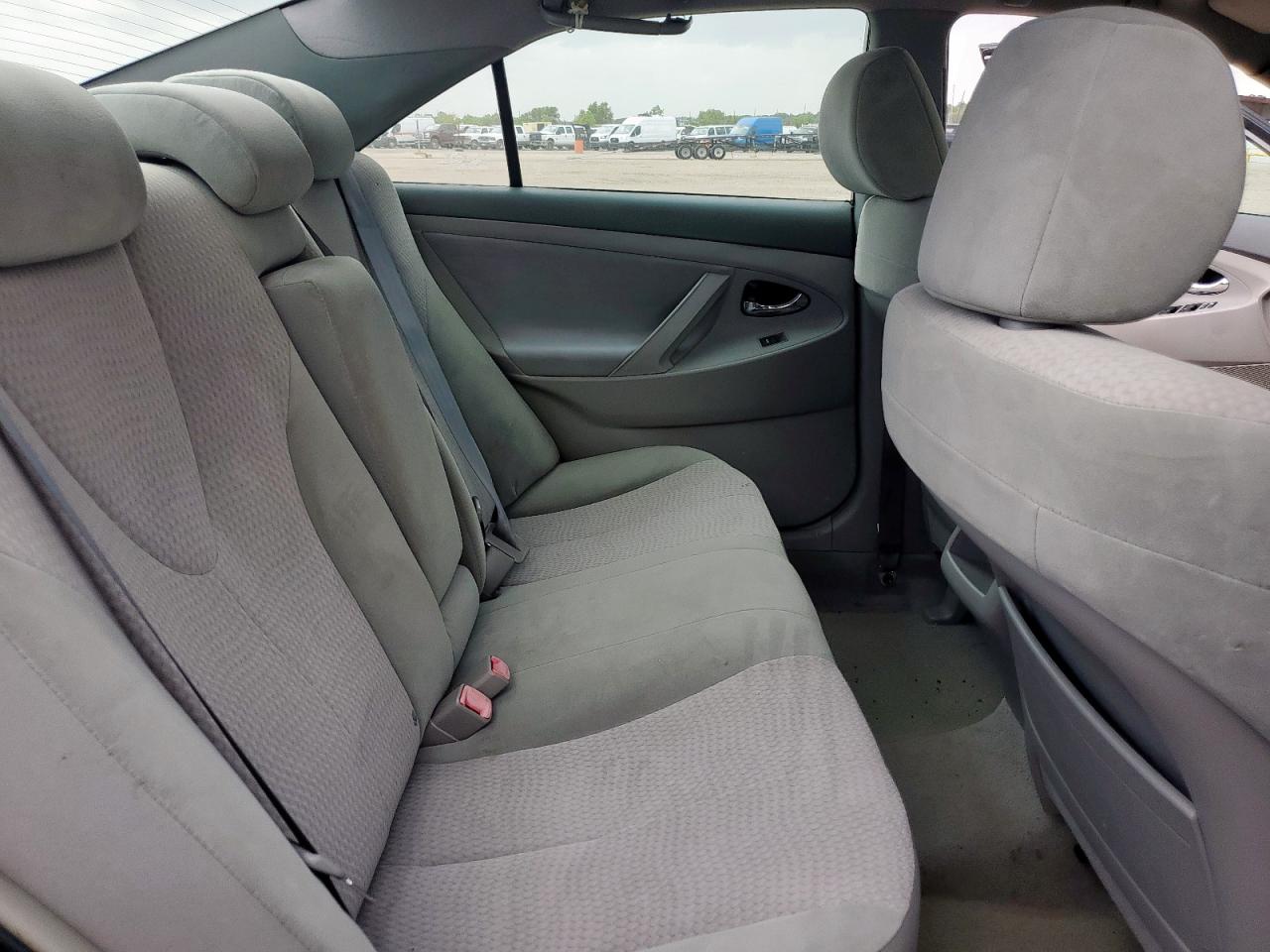 2010 Toyota Camry Base VIN: 4T4BF3EK8AR016560 Lot: 62663165