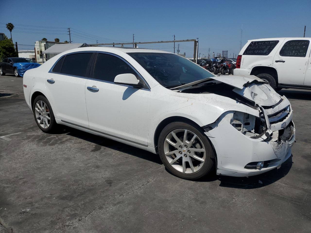 CHEVROLET MALIBU 2011 VIN 1G1ZE5E76BF392373 фото 4