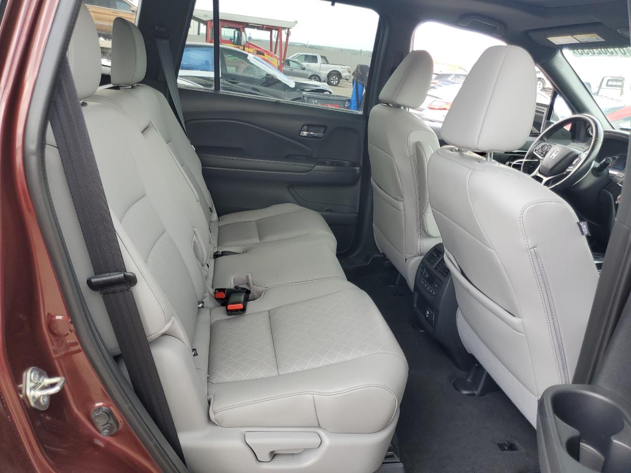 2019 Honda Passport Touring VIN: 5FNYF8H97KB016820 Lot: 61562855