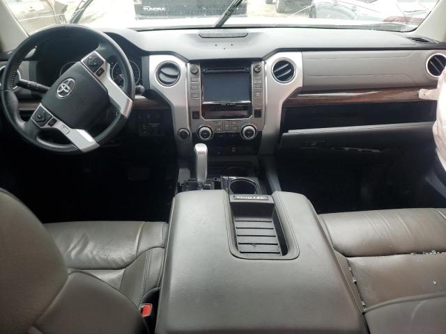 Пикапы TOYOTA TUNDRA 2016 Белый