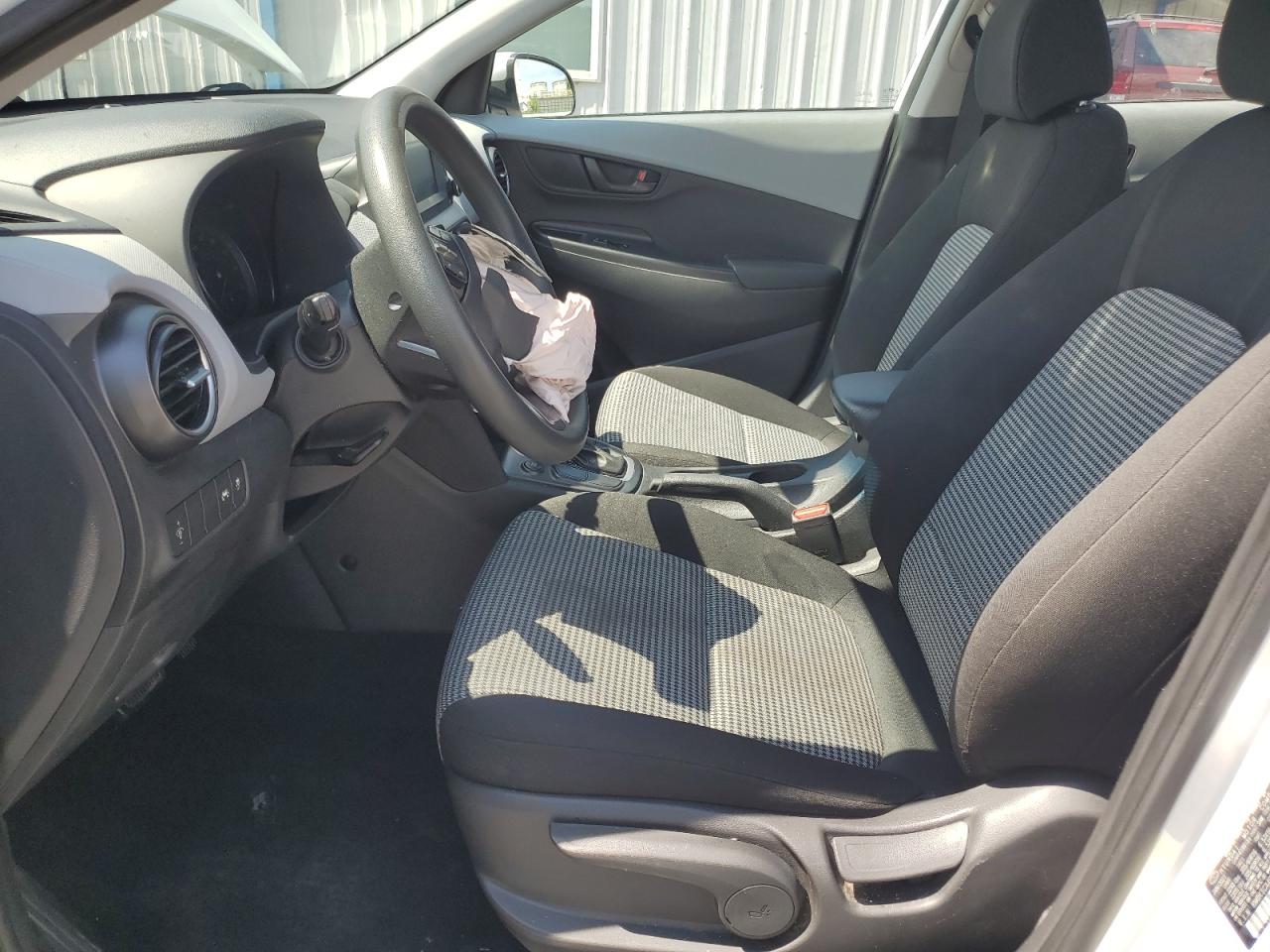 2021 Hyundai Kona Se VIN: KM8K1CAA6MU727197 Lot: 62889265