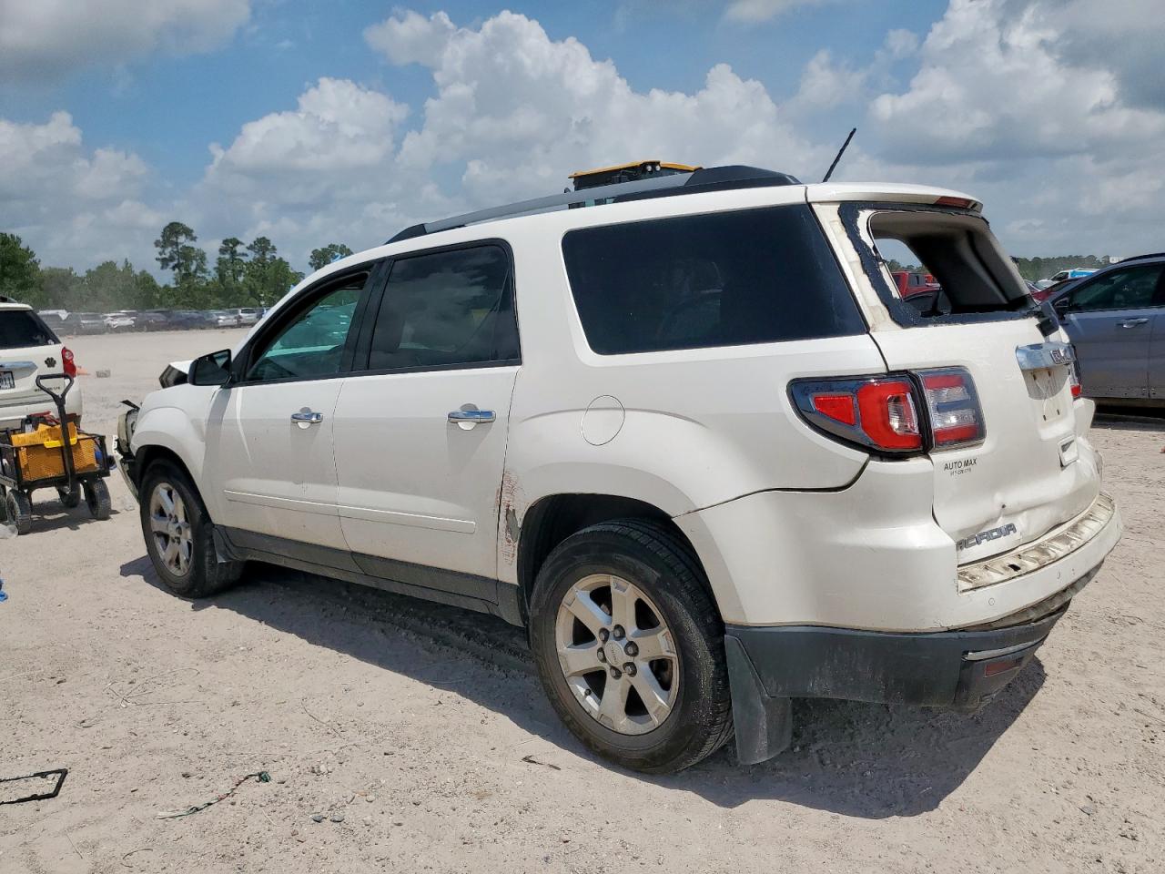 2013 GMC Acadia Sle white suv gas 1GKKVPEDXDJ200094 photo #3