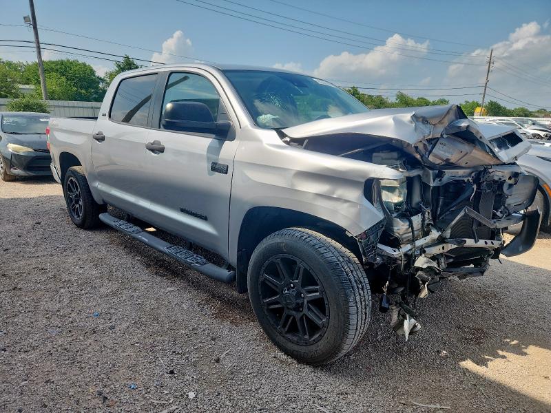  TOYOTA TUNDRA 2020 Srebrny